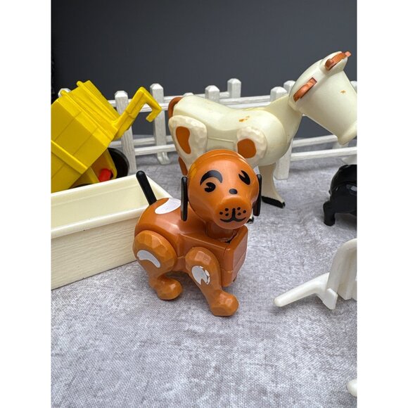 Fisher Price Little People Farm Set Tractor Animals Accessories Classic Kids Toy - Picture 5 of 16